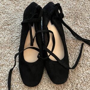 Suede heels black